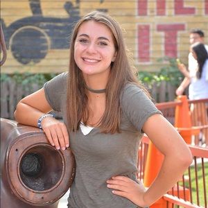 Meet your Posher, Amber